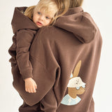 Hoodie brown with print on the back