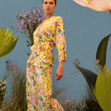 Wrap blouse with all-over print "Flora & Marble"