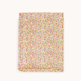 Blanket with small flowers all-over print